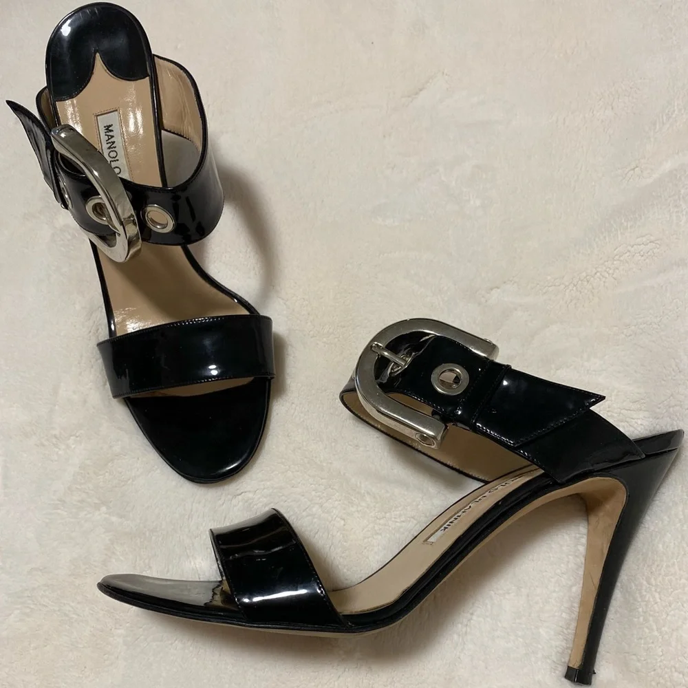 MANOLO BLAHNIK Black BILA Patent Leather Mules Size 7 - Picture 3 of 5